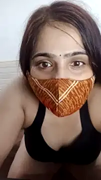 Webcam Model (Sexy_riya_00)  is live.Free join now!