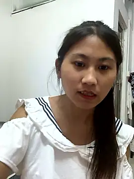 Webcam Model(00houBainiangzi) is live