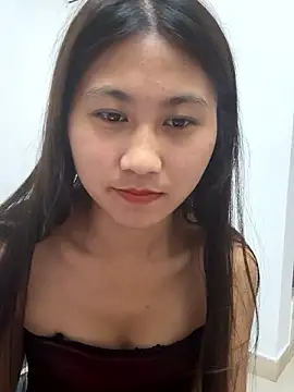 Webcam Model (00houBainiangzi)  is live.Free join now!