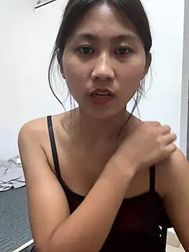 Webcam Model (00houBainiangzi)  is live.Free join now!