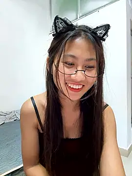 Webcam Model (00houBainiangzi)  is live.Free join now!