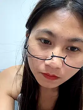 Webcam Model(00houBainiangzi) is live