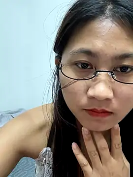 Webcam Model(00houBainiangzi) is live