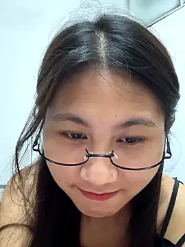 Webcam Model(00houBainiangzi) is live