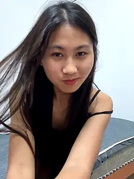 Webcam Model(00houBainiangzi) is live