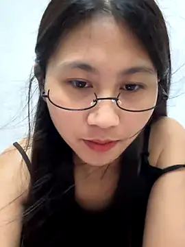 Webcam Model(00houBainiangzi) is live