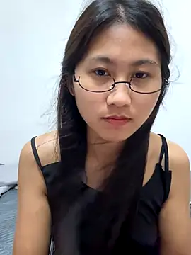 Webcam Model(00houBainiangzi) is live