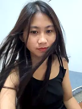 Webcam Model(00houBainiangzi) is live