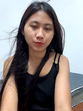 Webcam Model(00houBainiangzi) is live