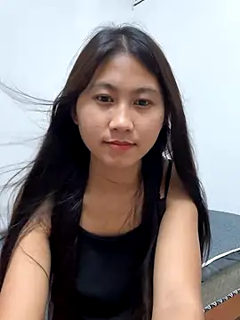 Webcam Model(00houBainiangzi) is live