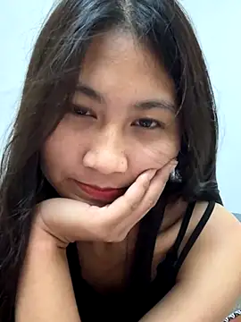 Webcam Model(00houBainiangzi) is live