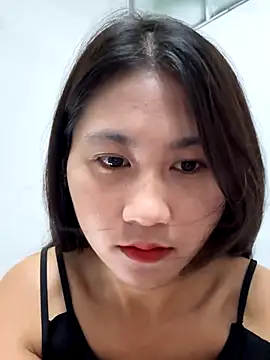 Webcam Model(00houBainiangzi) is live