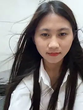 Webcam Model (00houBainiangzi)  is live.Free join now!