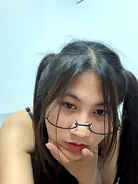 Webcam Model (00houBainiangzi)  is live.Free join now!