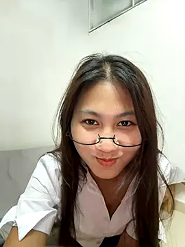 Webcam Model (00houBainiangzi)  is live.Free join now!