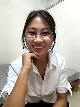 Webcam Model (00houBainiangzi)  is live.Free join now!