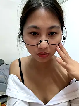 Webcam Model (00houBainiangzi)  is live.Free join now!