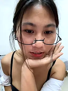 Webcam Model (00houBainiangzi)  is live.Free join now!