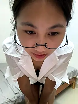 Webcam Model (00houBainiangzi)  is live.Free join now!