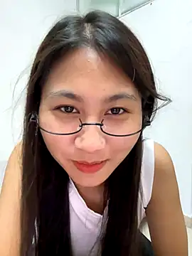 Webcam Model(00houBainiangzi) is live