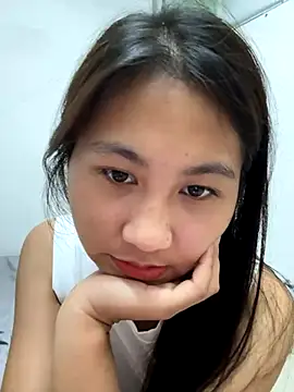 Webcam Model(00houBainiangzi) is live