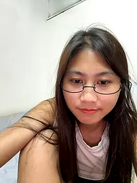 Webcam Model(00houBainiangzi) is live