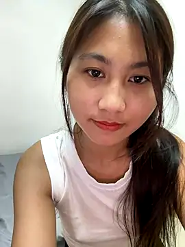 Webcam Model(00houBainiangzi) is live