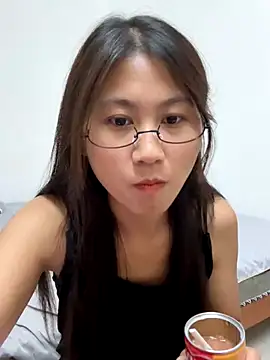 Webcam Model (00houBainiangzi)  is live.Free join now!