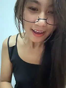 Webcam Model (00houBainiangzi)  is live.Free join now!