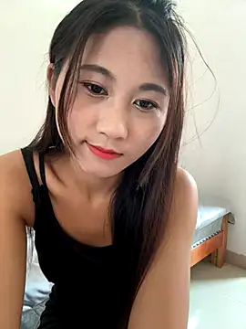 Webcam Model (00houBainiangzi)  is live.Free join now!