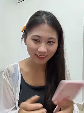 Webcam Model (00houBainiangzi)  is live.Free join now!