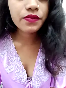 Webcam Model (Poojakapyar)  is live.Free join now!