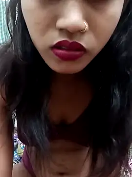 Webcam Model (Poojakapyar)  is live.Free join now!