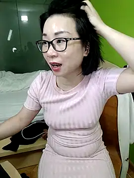 Webcam Model (xiaocai996)  is live.Free join now!