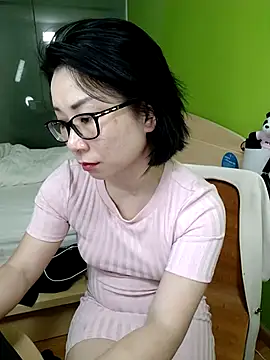 Webcam Model(xiaocai996) is live