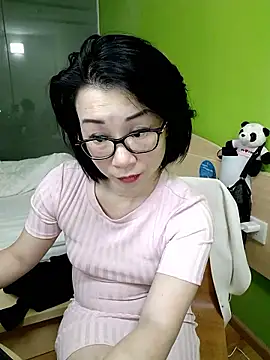 Webcam Model (xiaocai996)  is live.Free join now!