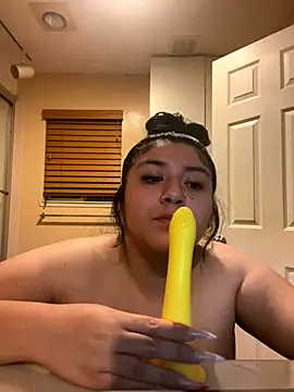 Webcam Model (angelbabyy99)  is live.Free join now!