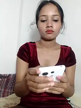 Webcam Model (anushka890__)  is live.Free join now!