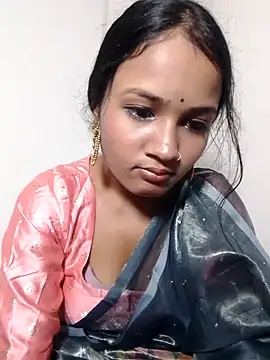 Webcam Model(anushka890__) is live