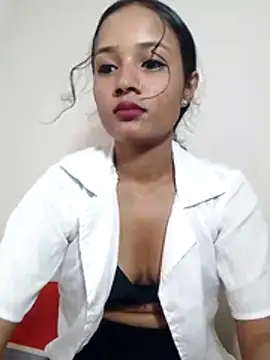 Webcam Model (anushka890__)  is live.Free join now!