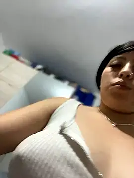 Webcam Model(Im_Allyson) is live