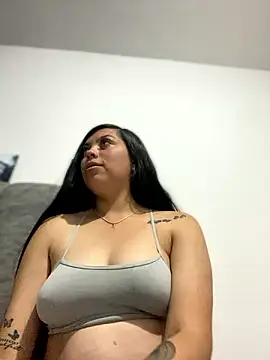 Webcam Model(Im_Allyson) is live