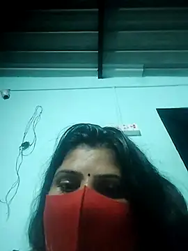 Webcam Model (Cute-Mannu)  is live.Free join now!