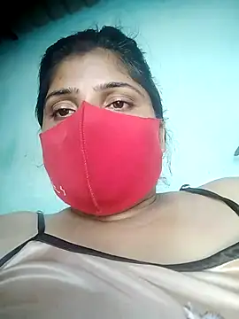 Webcam Model (Cute-Mannu)  is live.Free join now!