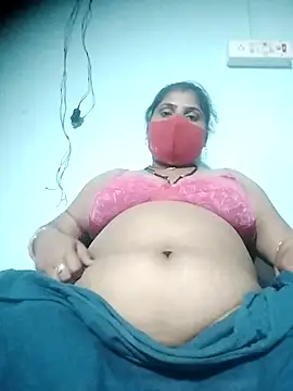 Webcam Model (Cute-Mannu)  is live.Free join now!