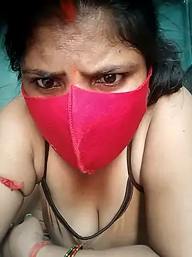 Webcam Model (Cute-Mannu)  is live.Free join now!