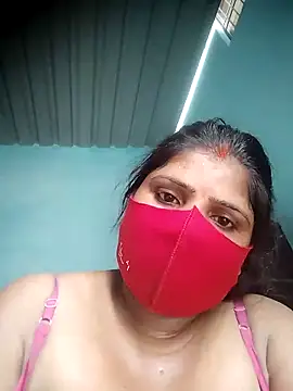 Webcam Model (Cute-Mannu)  is live.Free join now!