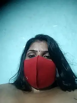 Webcam Model (Cute-Mannu)  is live.Free join now!