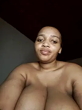 Webcam Model(thicktash) is live