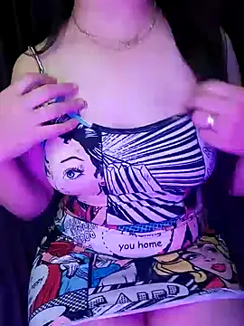 Webcam Model (Queeen_sousou)  is live.Free join now!